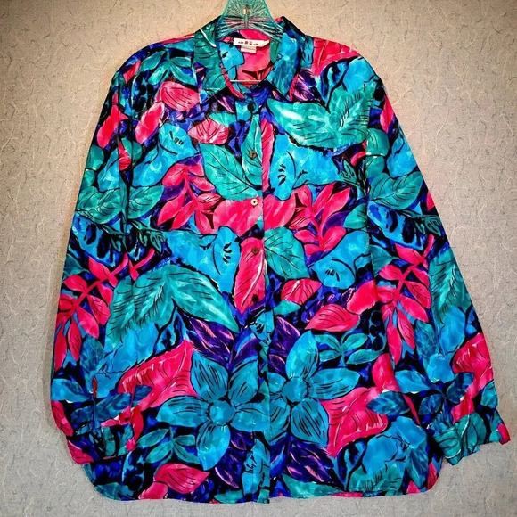 Alia Tops - Alia Women's Blue/Pink/Purple Long Sleeve Button Up  Blouse in Size Medium